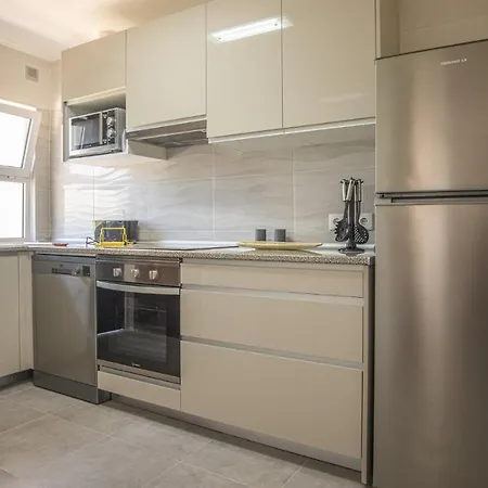 ヴィラ Pedro - Swimming Pool - By Bedzy *