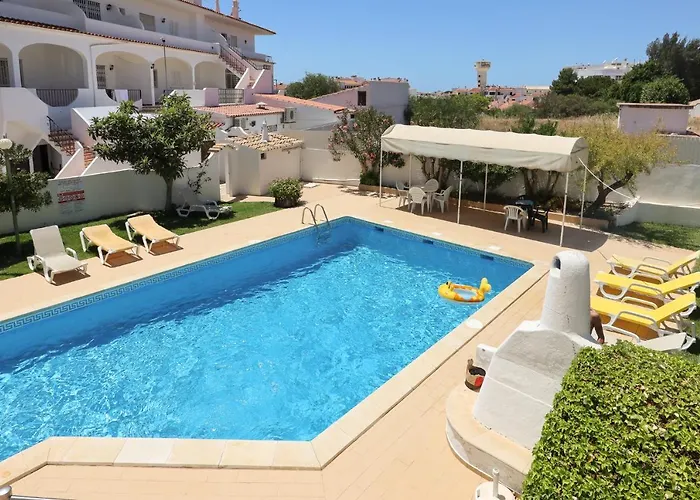 Pedro - Swimming Pool - By Bedzy Villa