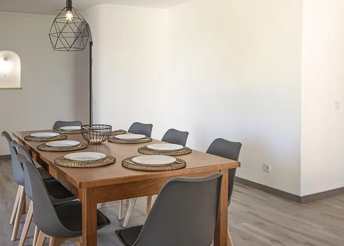 Pedro - Swimming Pool - By Bedzy *