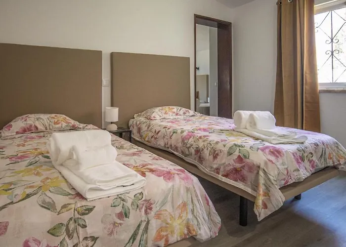 Villa Pedro - Swimming Pool - By Bedzy